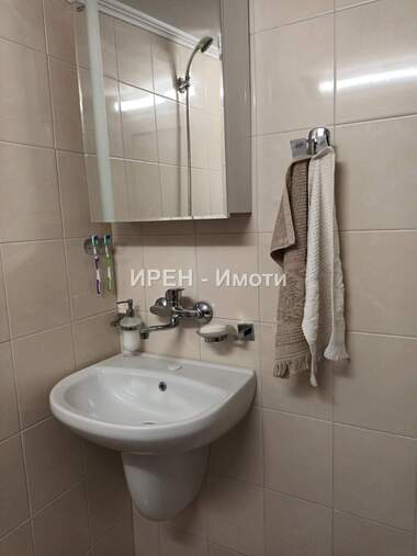 Πώληση - Σπίτι σε Западна промишлена зона,  Ямбол
