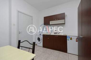 Продажба - Апартамент в Поморие,  Бургас