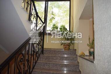Продажба - Апартамент в Царево,  Бургас