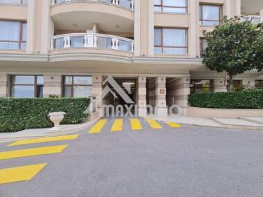 For sale - Apartment in Alen mak,  Varna