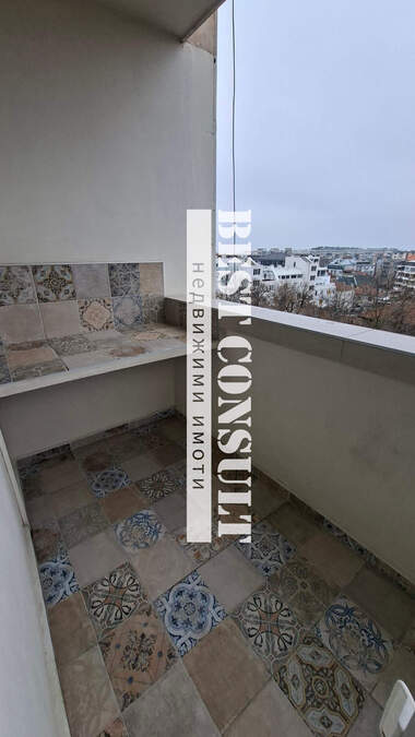 Închiriere - Apartament în Hășove,  Ruse
