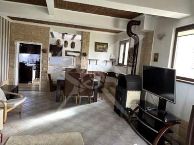 For sale - House in Vasil Levski,  Plovdiv