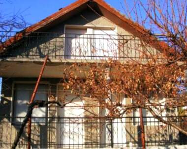 For sale - House in Izhod Ruse - Sofia,  Ruse