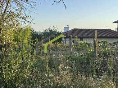 Vânzare - Teren de construcții în Priselți,  Varna