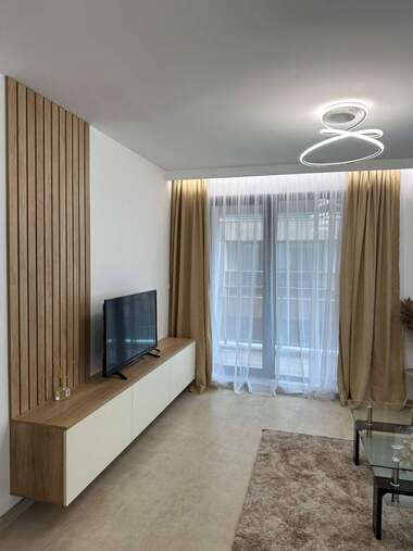 Închiriere - Apartament în Hristo Smirnenski,  Plovdiv