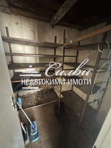 Продажба - Апартамент в Запад-1,  Търговище