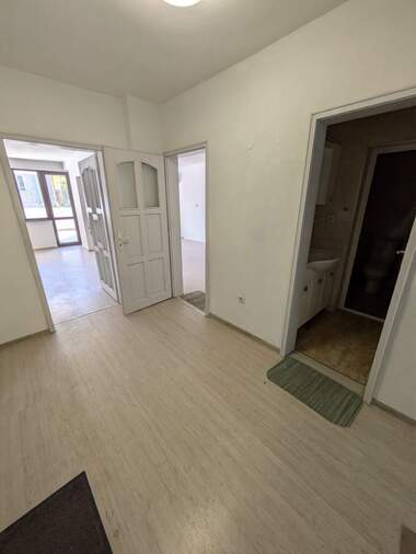 Vânzare - Apartament în Țentăr,  Burgas