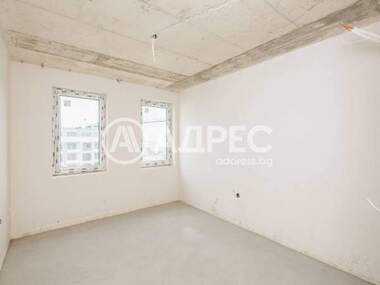 Vânzare - Apartament în Vladislavovo,  Varna