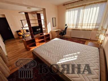 Vânzare - Apartament în Center,  Ruse