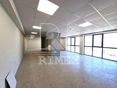 For rent - Office in Industrialna zona-Iug,  Plovdiv
