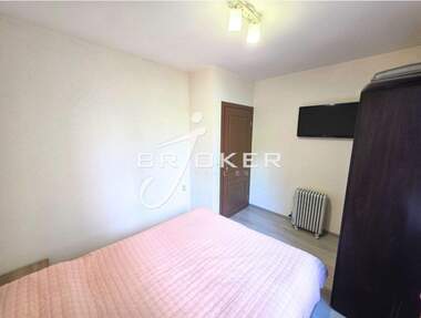 Vânzare - Apartament în Văzrojdenți,  Kărdjali