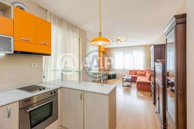 Verkauf - Wohnung in Briz,  Warna