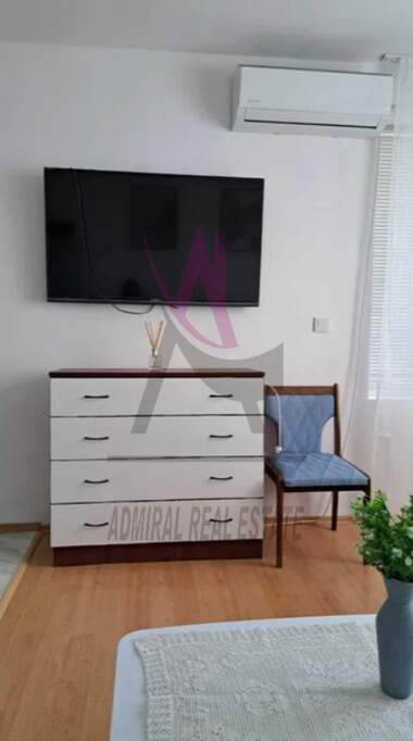 For rent - Apartment in Vazrajdane 1,  Varna