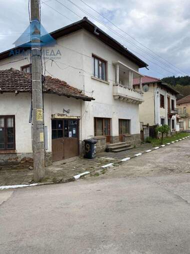 Продажба - Къща в Николаево,  Плевен