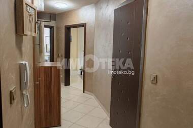 Ενοίκιο - Διαμέρισμα σε Бриз,  Варна