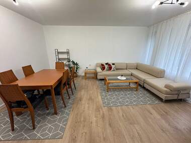 Vânzare - Apartament în Văzrajdane,  Burgas