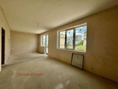 For sale - Apartment in Hristo Botev,  Dobrich