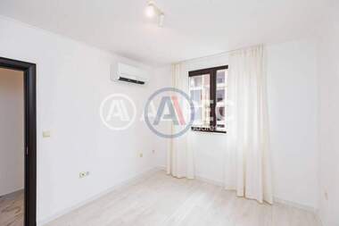 Продажа - Квартира в Възраждане 1,  Варна
