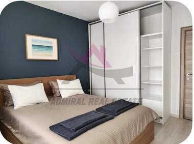 Închiriere - Apartament în Ceaîka,  Varna