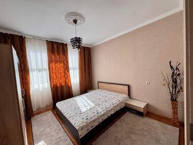 Închiriere - Apartament în Storgozia,  Pleven