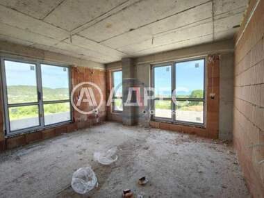 Продажба - Апартамент във Виница,  Варна