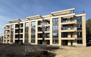 Продажба - Апартамент в Южен,  Пловдив