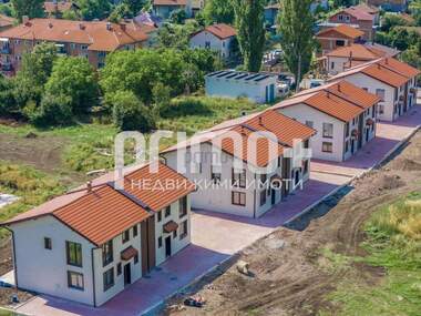 Продажба - Къща в Костинброд,  София Област