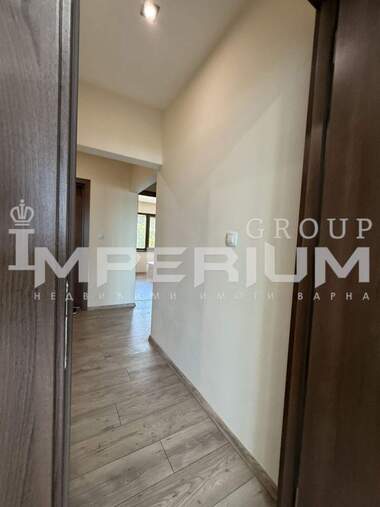 Închiriere - Apartament în Kazașko,  Varna