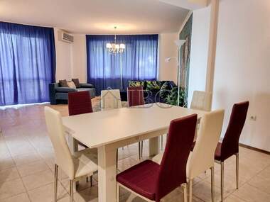 Vânzare - Apartament în Balcic,  Dobrice