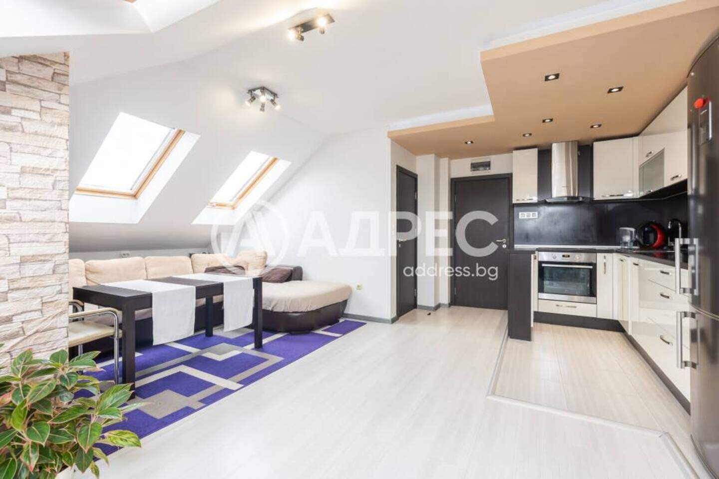 Cu trei camere Apartament în Kolhozen pazar, Varna – fotografia 7