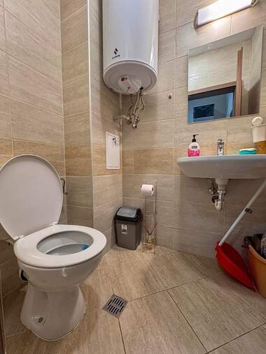 Închiriere - Apartament în Zornița,  Burgas