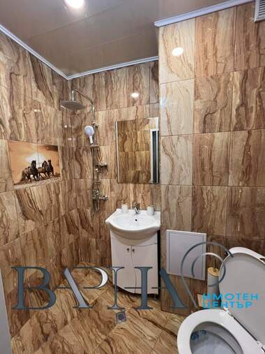 Verkauf - Wohnung in Mladost 1,  Warna
