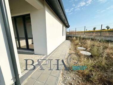 For sale - House in Kichevo,  Varna