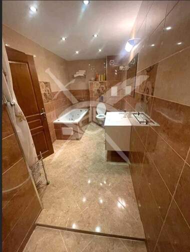 Vânzare - Apartament în Văzrajdane,  Burgas