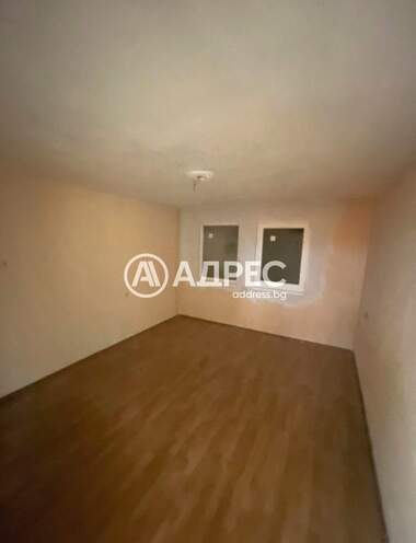 Satış - Apartman olarak Debelec,  Veliko Tarnovo