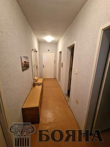 Продажба - Апартамент в Дружба 3,  Русе