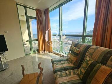 For sale - Apartment in Alen mak,  Varna