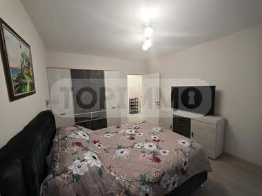 Închiriere - Apartament în Center,  Varna