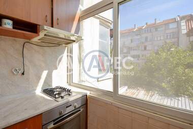Продажба - Апартамент във Възраждане,  Бургас