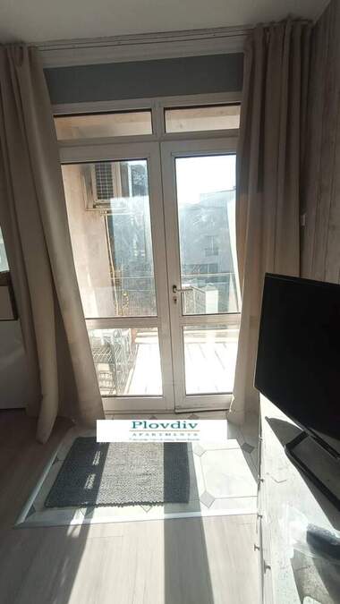 Miete - Wohnung in Mladejki halm,  Plowdiw