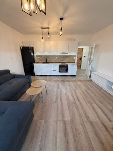 For rent - Apartment in Kiuchuk Parij,  Plovdiv