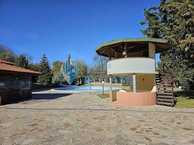 For sale - Hotel in Liaskovec,  Veliko Tarnovo