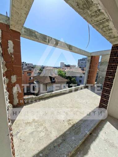Vânzare - Apartament în Văzrajdane,  Burgas