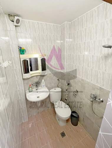 For rent - Apartment in Kolhozen pazar,  Varna