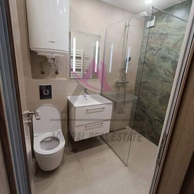 Închiriere - Apartament în Ceaîka,  Varna