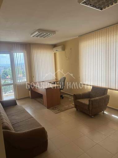 Kira - Ofis olarak Centar,  Veliko Tarnovo