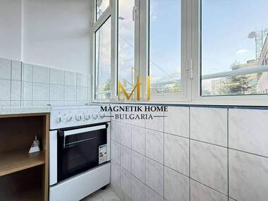 For rent - Apartment in Vazrajdane,  Burgas