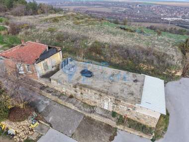 Vânzare - Spațiu industrial în Gorna Oriahovița,  Veliko Tărnovo
