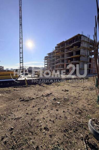 Продажба - Апартамент в Младост 1,  Варна