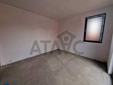 Vânzare - Apartament în Belaștiița,  Plovdiv